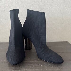 Zara Black Textured Heeled Boots size EU 40